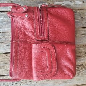 Rich PEBBLY RED LEATHER Tignanello Shoulder Bag Wallet Purse
